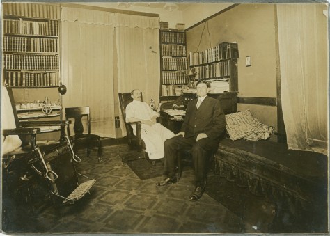 DoctorsOfficeAlbumen