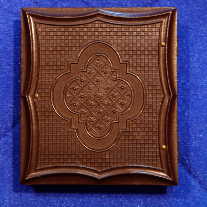 Case design, Daguerreotype anonymous gentleman with goatee