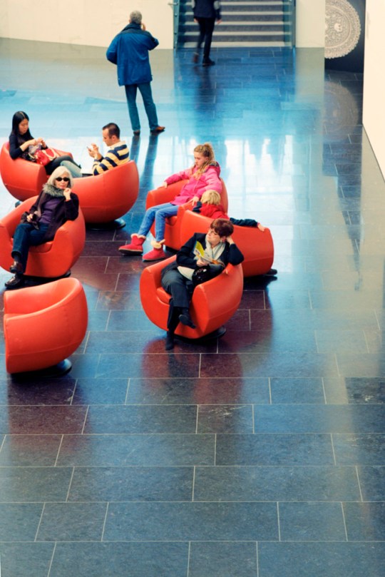 Hall, lounge chairs, VMFA