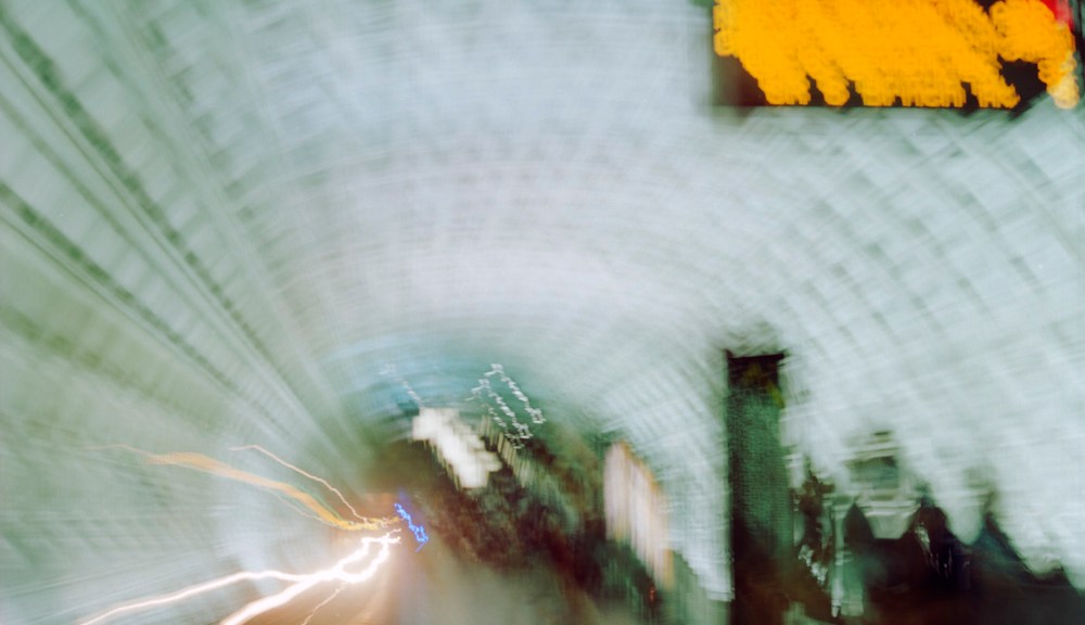 U Street Platform, Oncoming Train