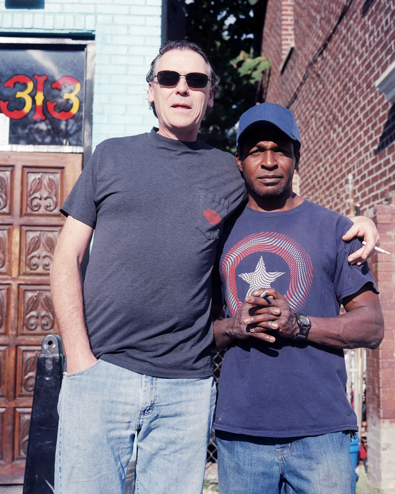 Smoking Buddies, El Chucho