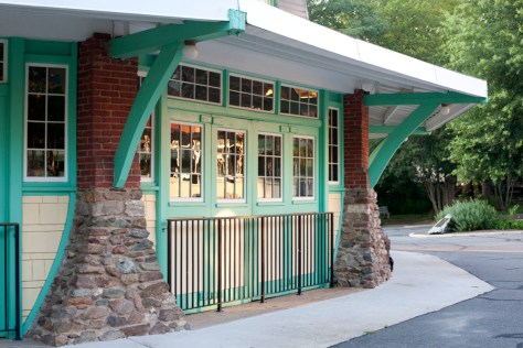 Glen Echo Carousel, Evening