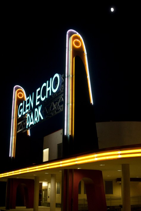 Glen Echo Sign, Moon