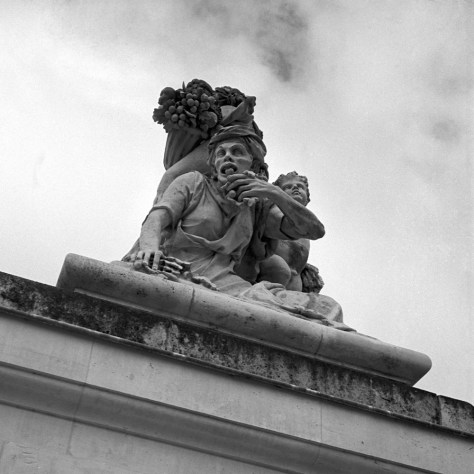 Grotesque, Versailles