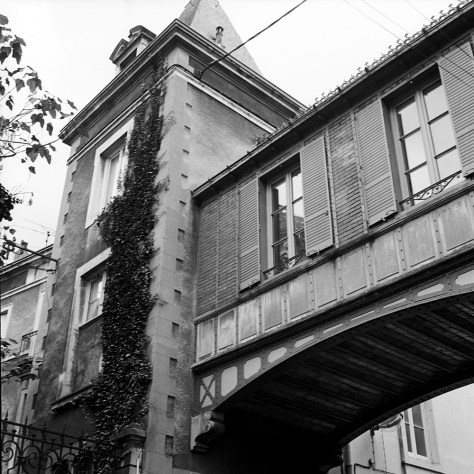 Bridge House, Rue de L'Oratorie