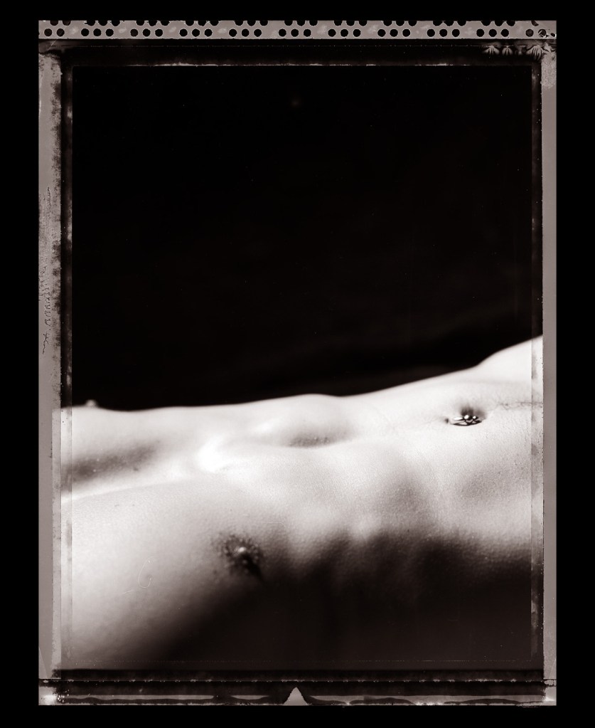 Jose, Torso, Horizontal