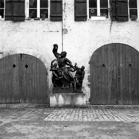 Laocoon, Courtyard, Chalon