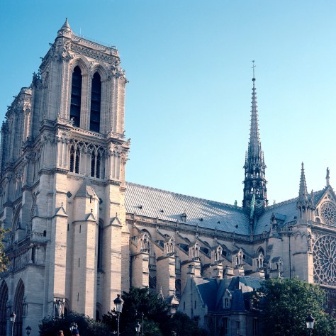 Notre Dame, Side View