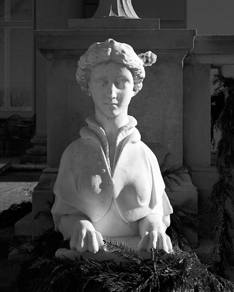 Sphinx, Entrance to Nemours