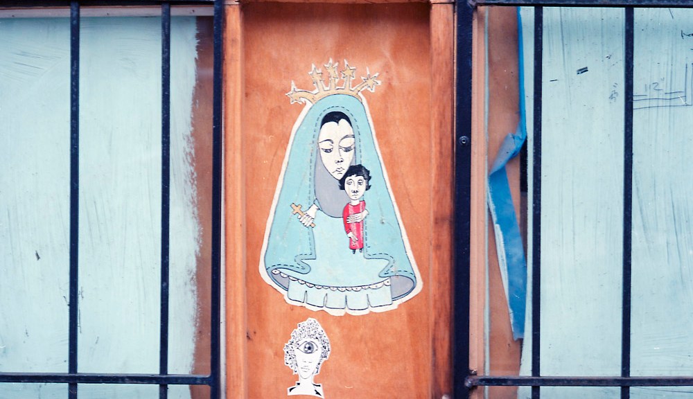 Mother Mary Passthru, Rollei