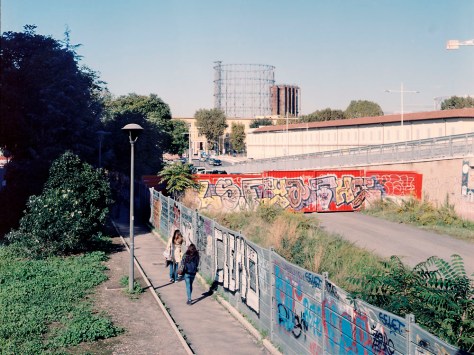 Pedestrians, Garbatella
