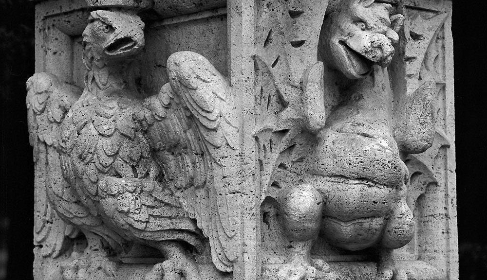 Dragon and Eagle, Villa Borghese