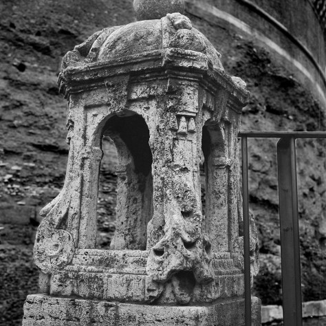 Stone Lantern, Castel Sant'Angelo